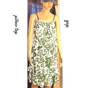 ❤️HP 08/27. GAP Easy on/ off Pillow Top Sun Dress